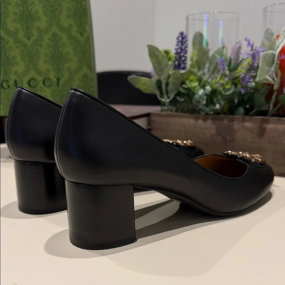 Tory Burch Black Leather Logo Medallion Ballet Flats